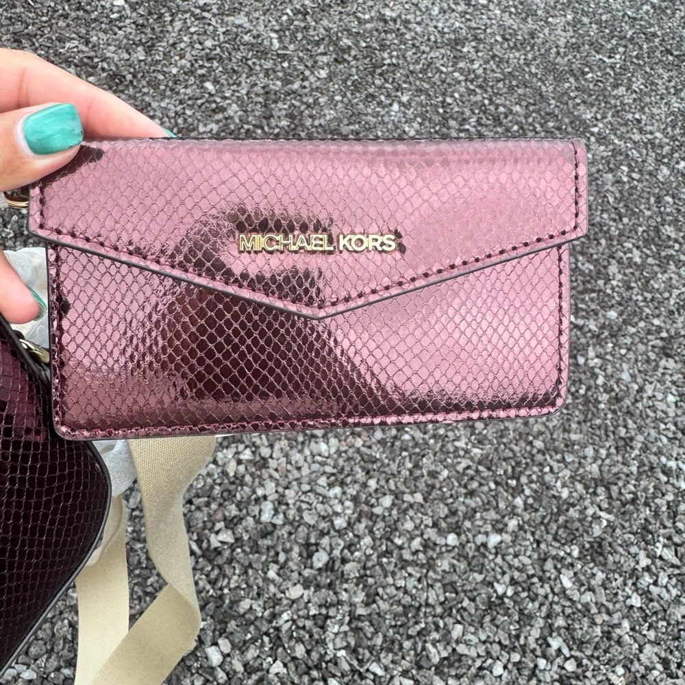 NWT $498 Michael Kors Maisie Small Camera Crossbody/Wallet Metallic Snake - Picture 8 of 16